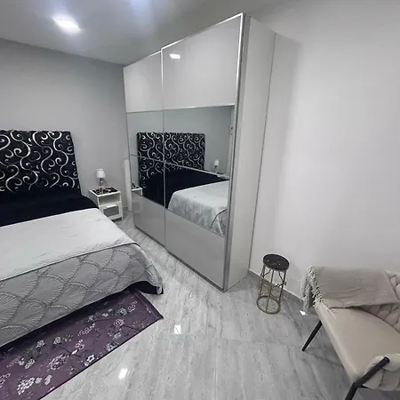 Apartament Dogana *